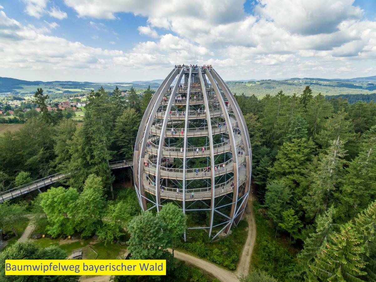 Neukirchen vorm Wald Ferienwohnung Fernblick מראה חיצוני תמונה